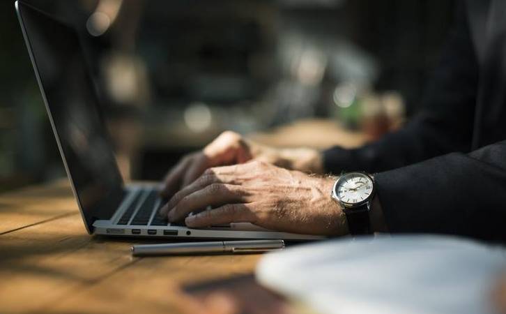 直播运营数据需要关注的关键指标有哪些(直播运营数据分析目的) 直播运营数据需要关注的关键指标有哪些(直播运营数据分析目的)